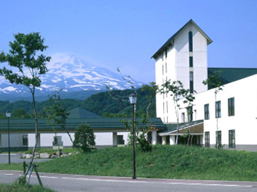Chokai Sarukuraonsen Hotel Foresta Chokai Yurihonjo Buitenkant foto