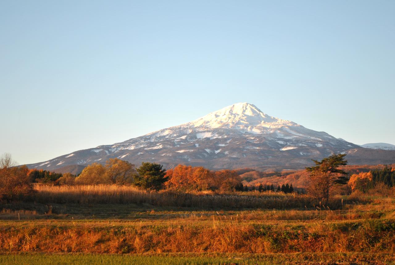 Chokai Sarukuraonsen Hotel Foresta Chokai Yurihonjo Buitenkant foto