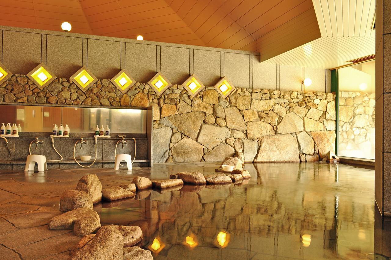 Chokai Sarukuraonsen Hotel Foresta Chokai Yurihonjo Buitenkant foto